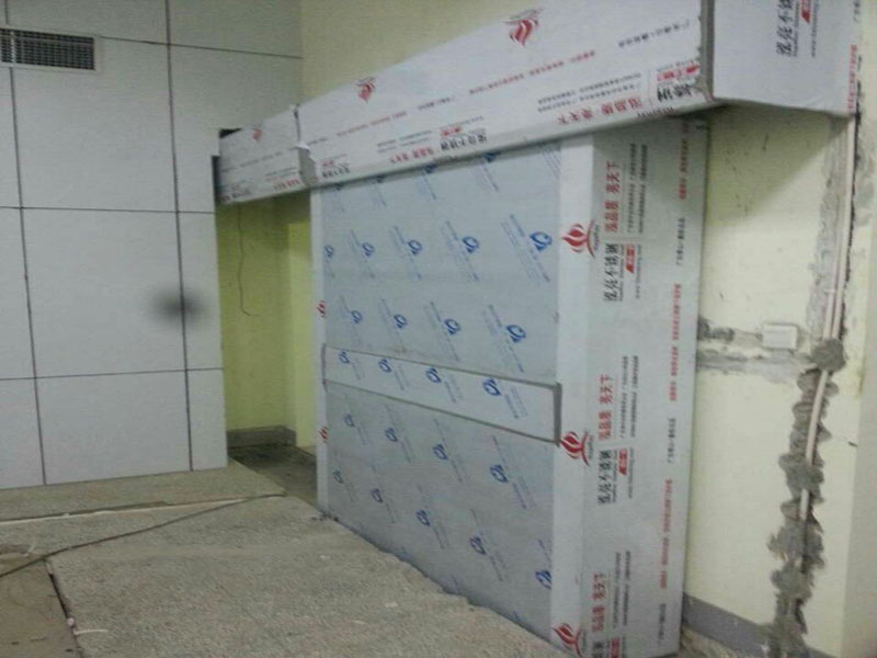 直線加速器防中子門.jpg